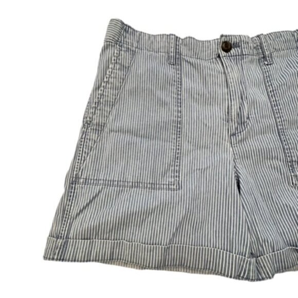 🛍️2 for $25 Sale🛍️Gap Womens Shorts‎ 8 Blue White Stretch Chino Striped Casual - Picture 2 of 10
